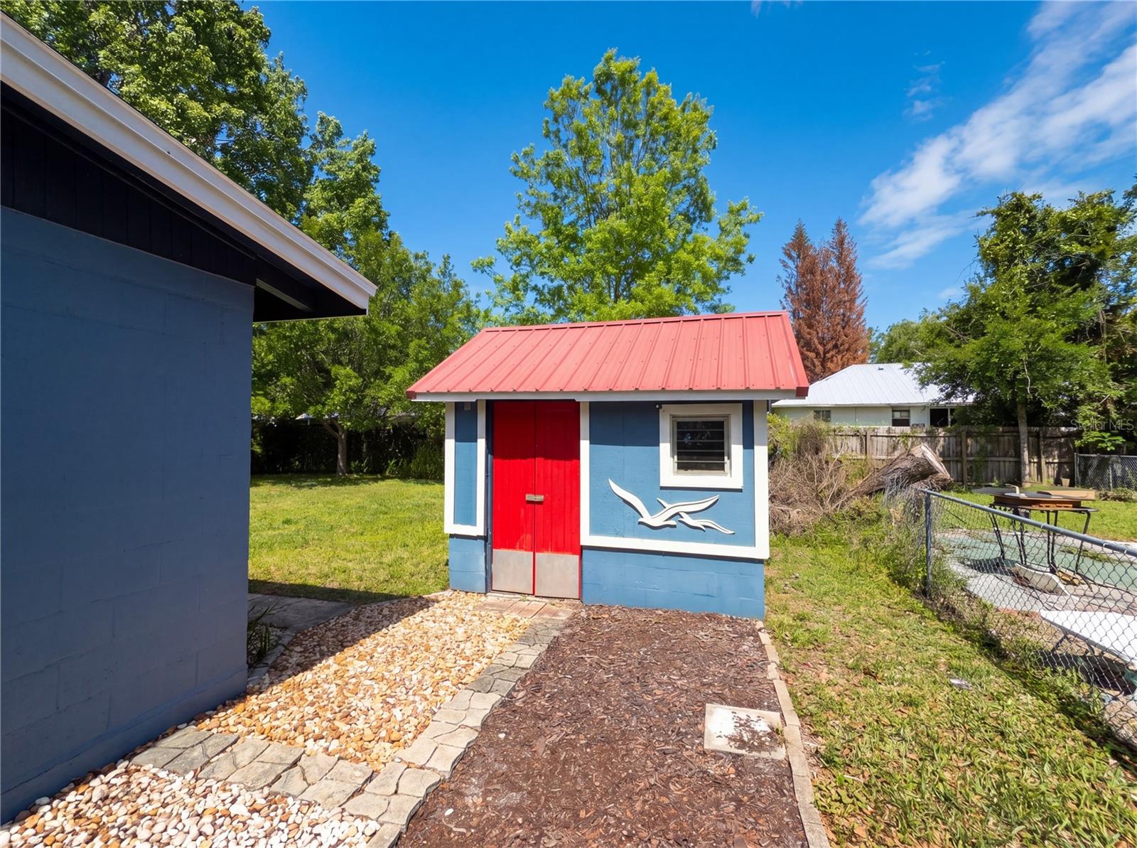 Image 17 of 19 For 1385 Bender Avenue