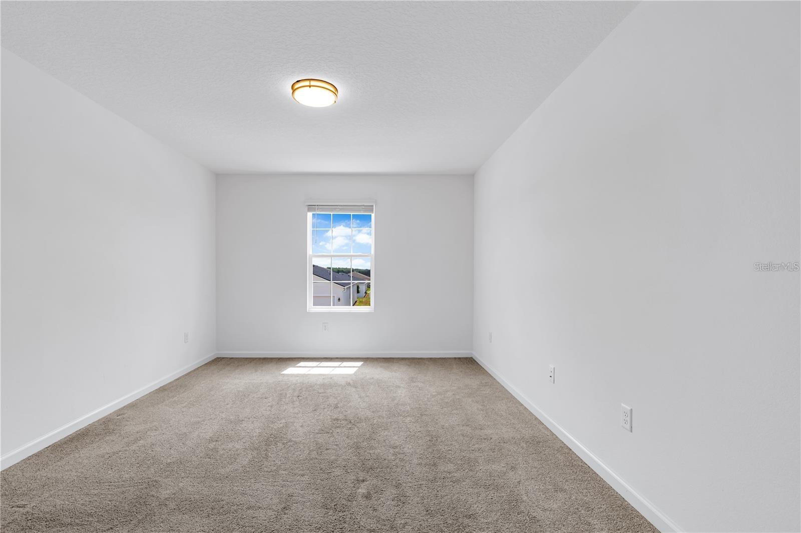 Image 12 of 35 For 1104 Lakeshore Breeze Place
