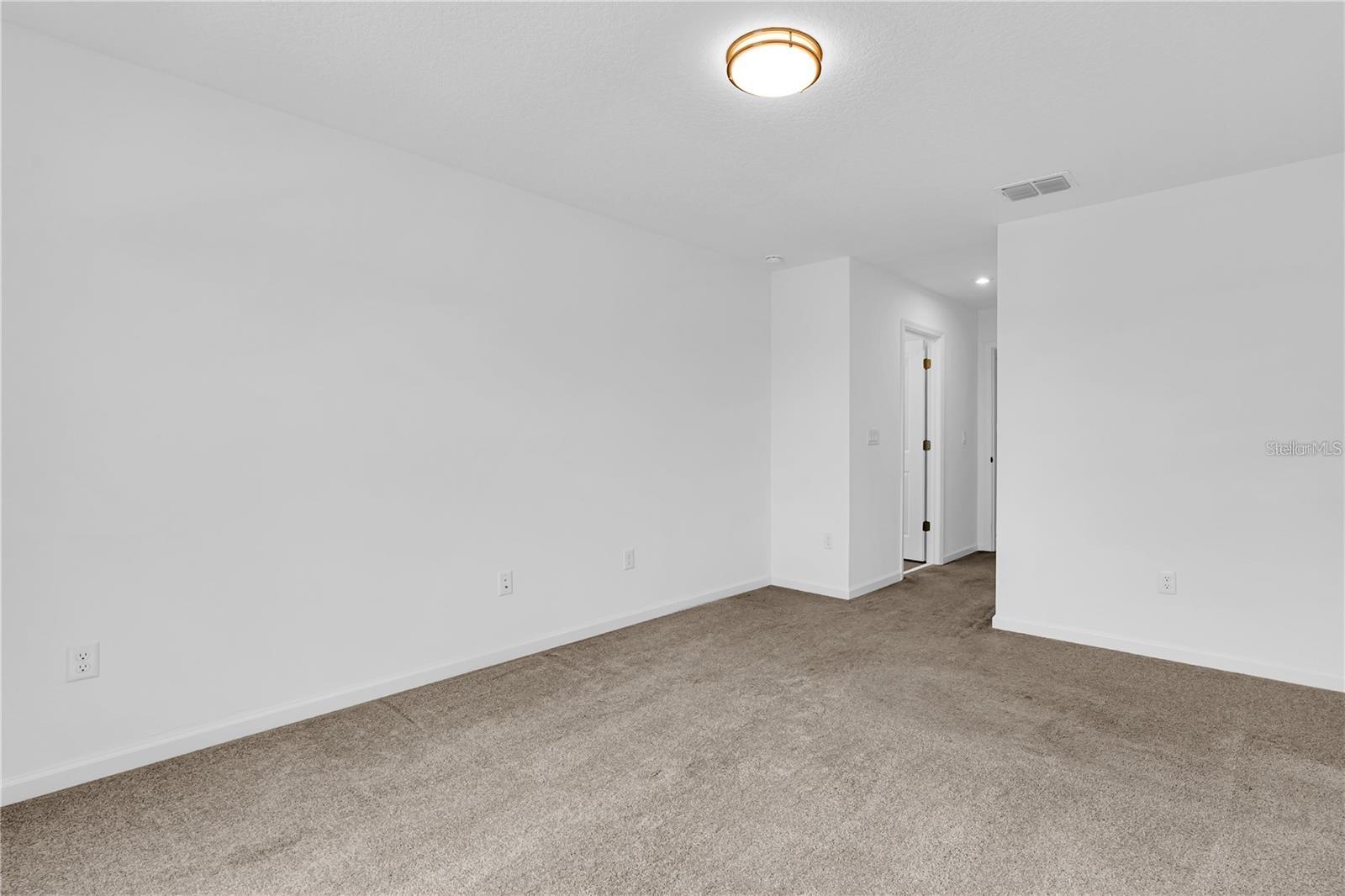 Image 13 of 35 For 1104 Lakeshore Breeze Place