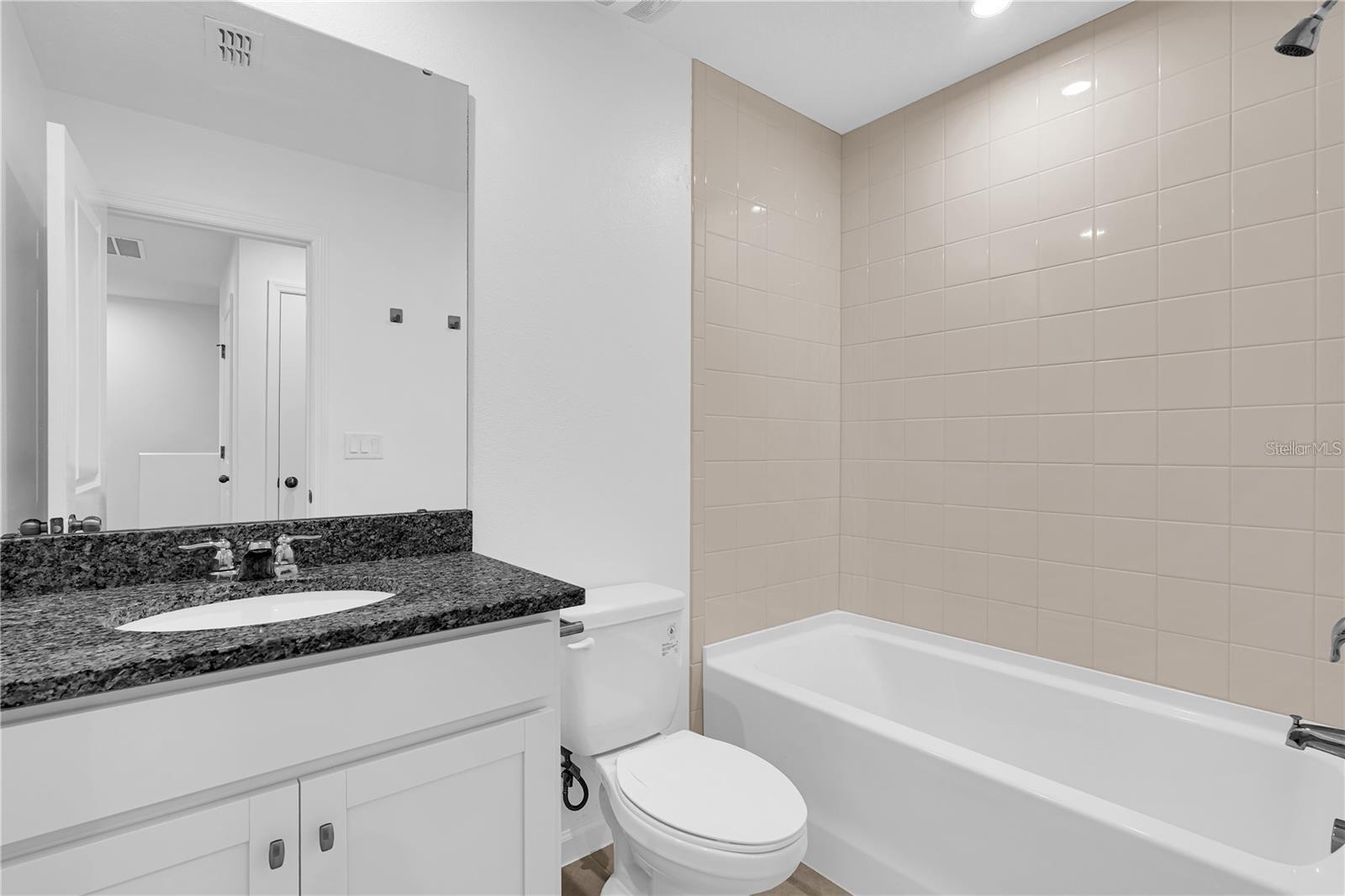 Image 19 of 35 For 1104 Lakeshore Breeze Place