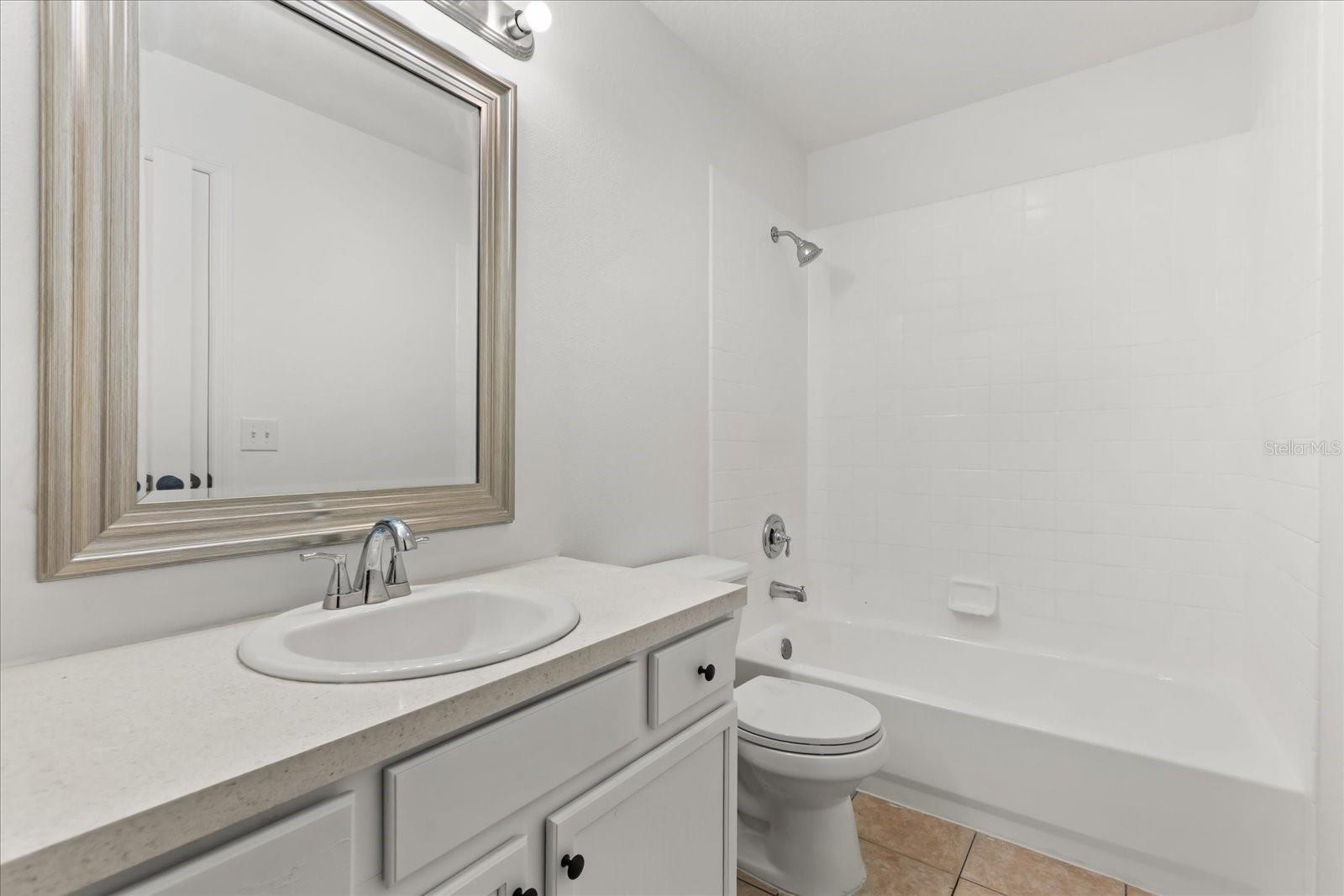 Image 14 of 48 For 349 Hanging Moss