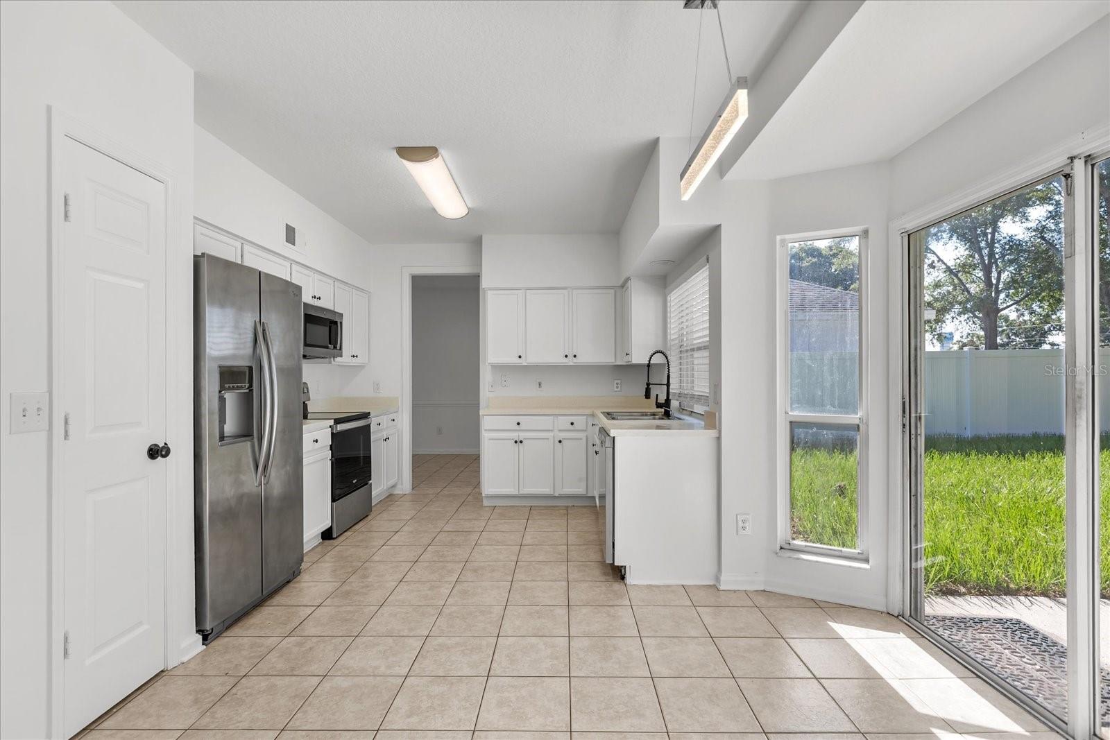 Image 38 of 48 For 349 Hanging Moss