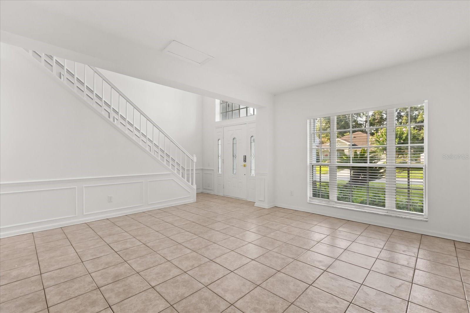 Image 5 of 48 For 349 Hanging Moss