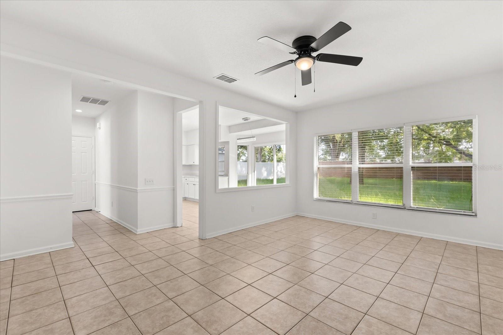 Image 7 of 48 For 349 Hanging Moss