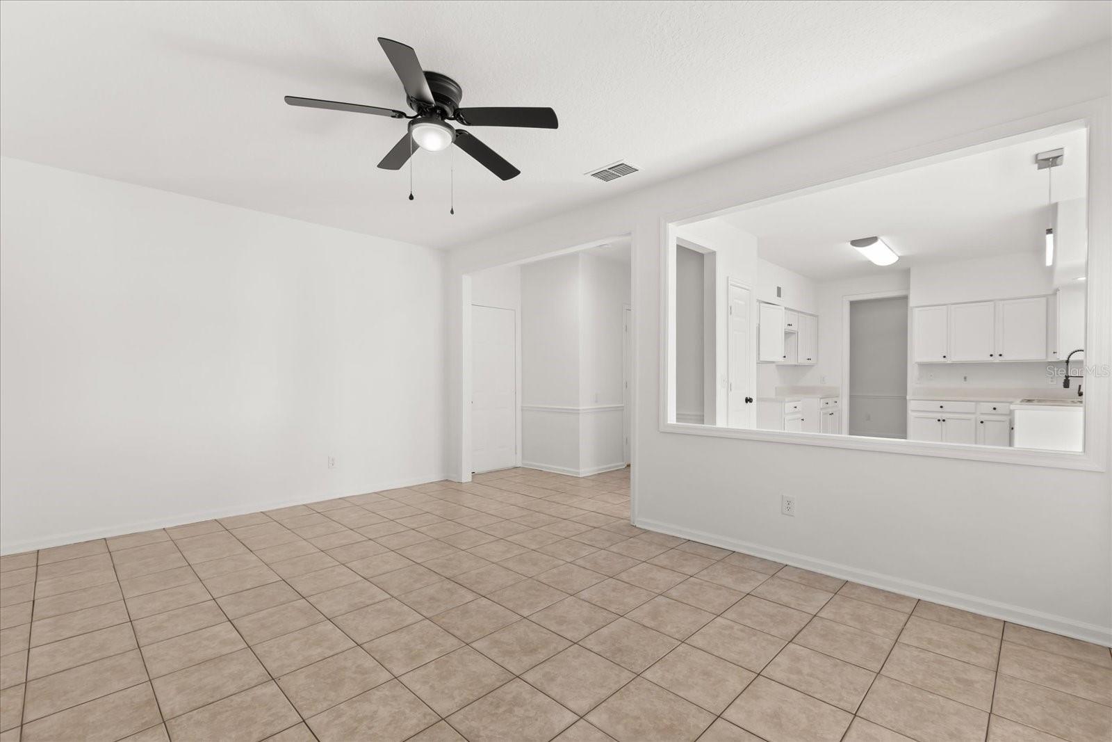 Image 8 of 48 For 349 Hanging Moss