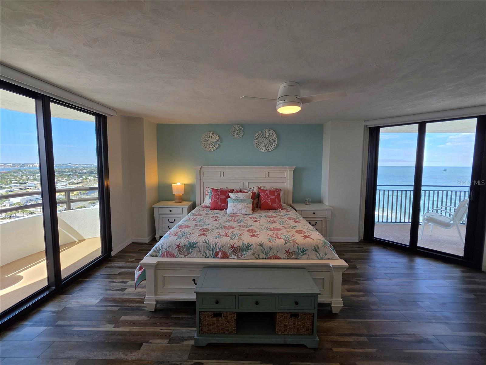 Image 7 of 23 For 2555 Atlantic Avenue 1601