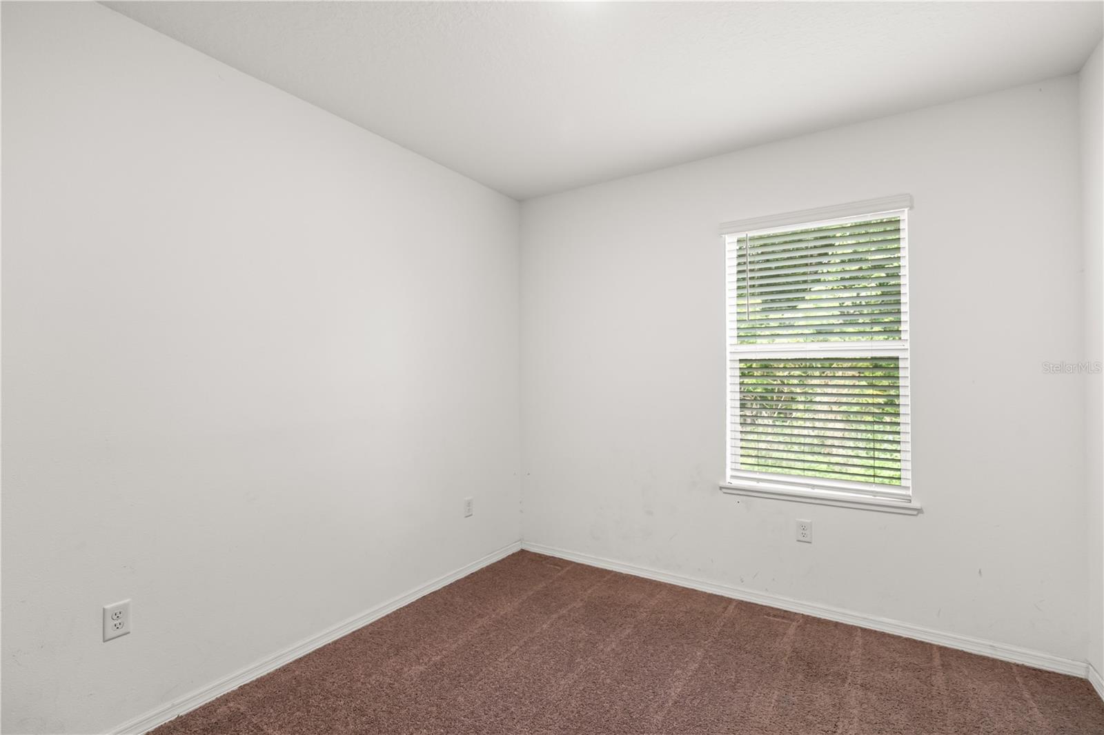 Image 12 of 27 For 704 Pasteur Lane