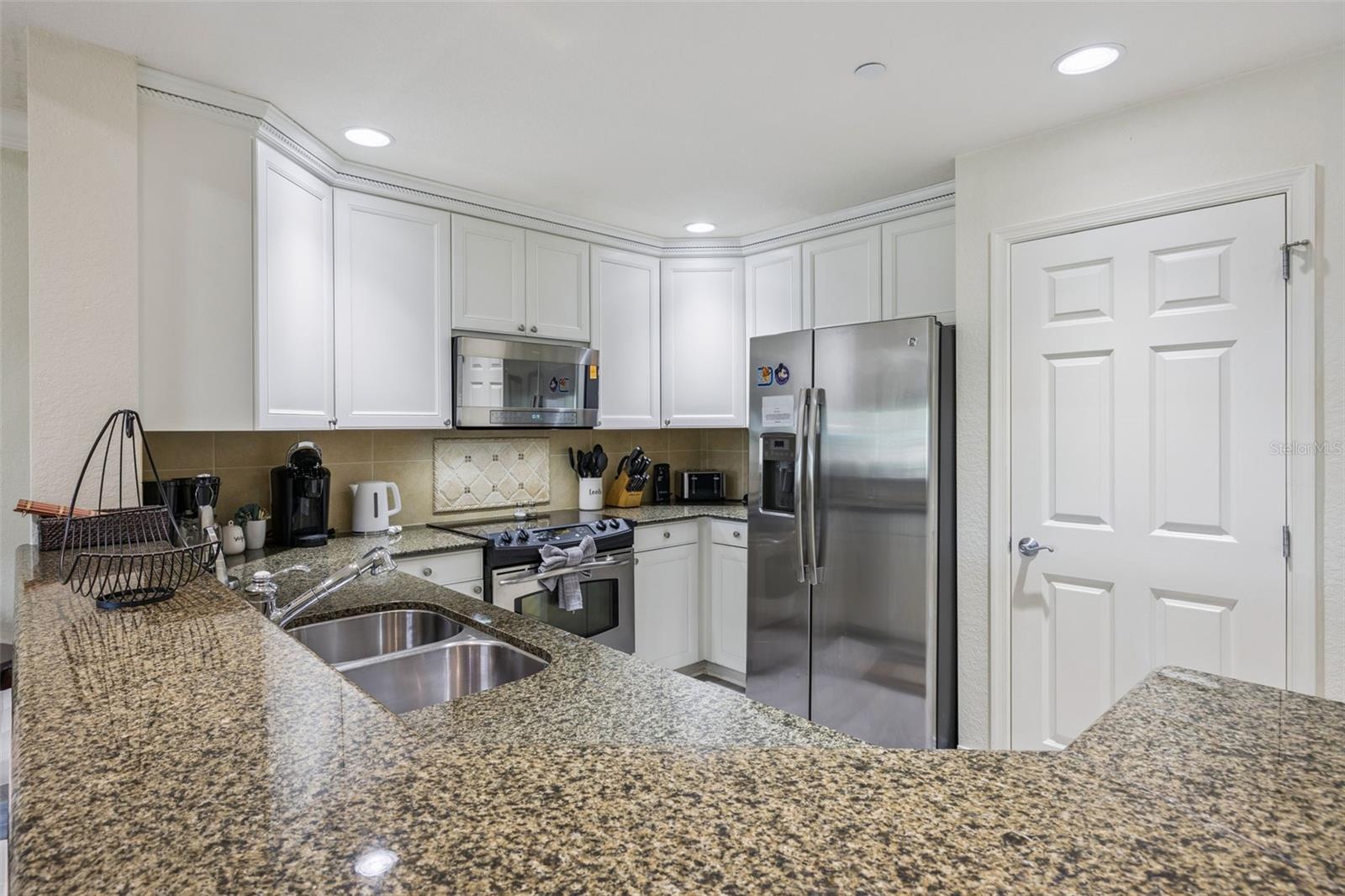 Image 11 of 61 For 7602 Sandy Ridge Dr  103