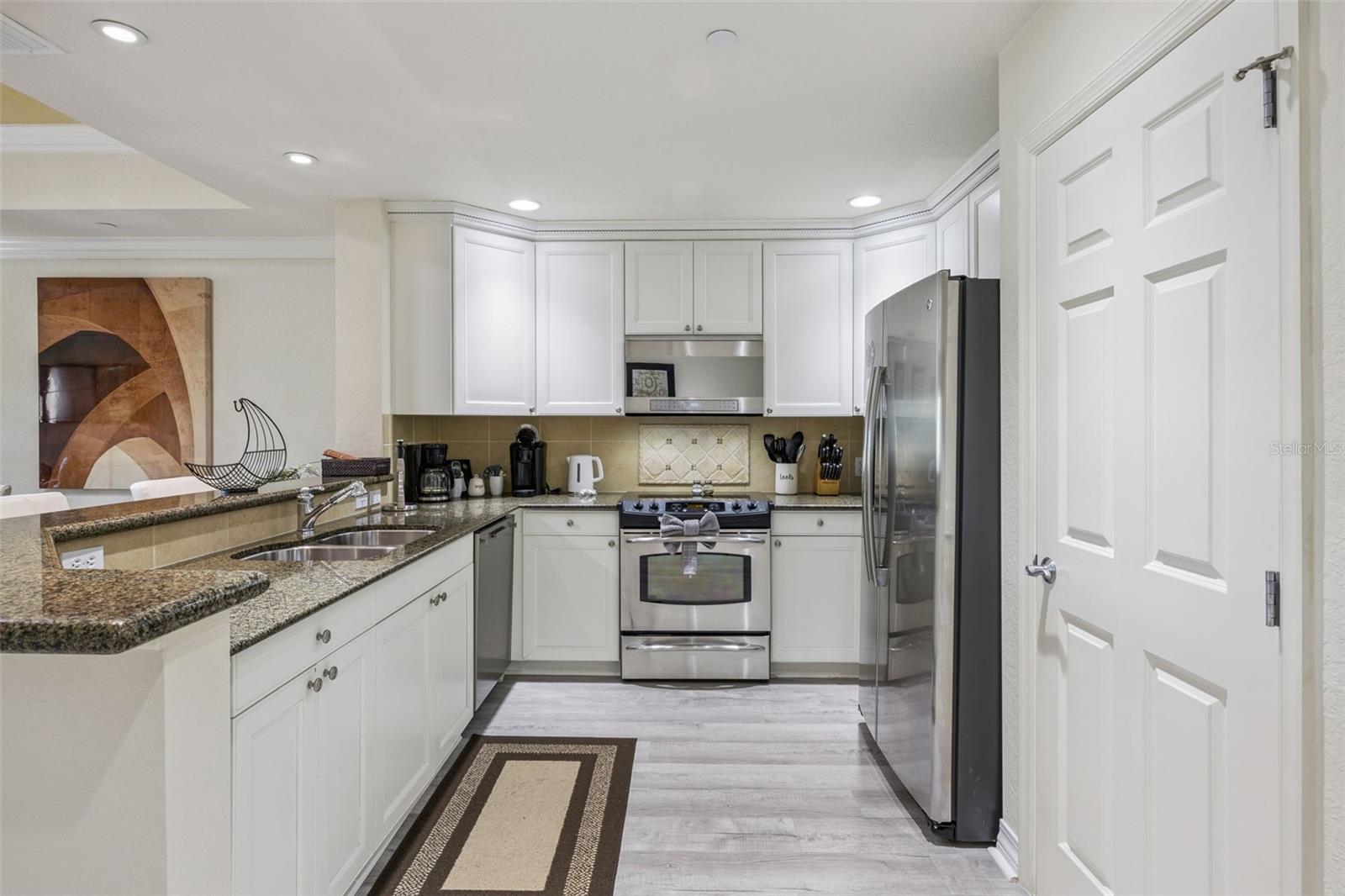Image 12 of 61 For 7602 Sandy Ridge Dr  103