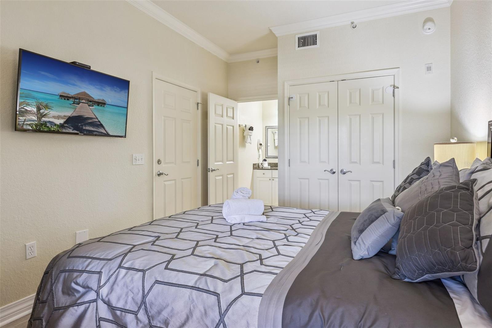 Image 17 of 61 For 7602 Sandy Ridge Dr  103