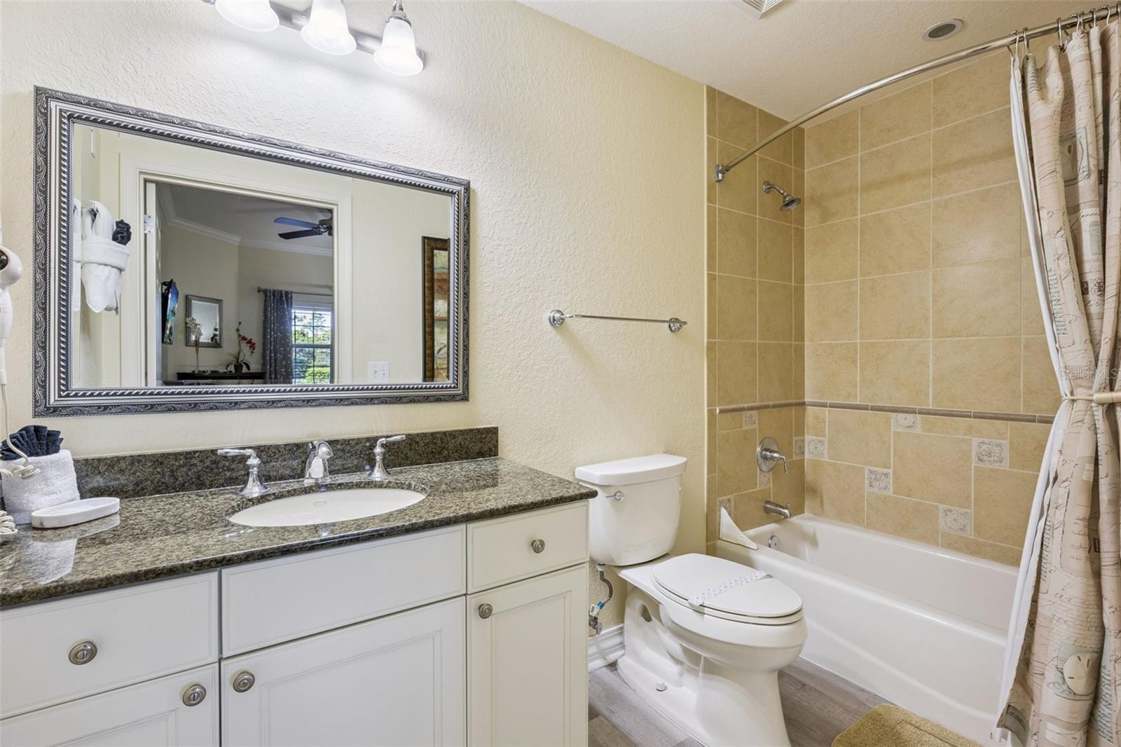 Image 20 of 61 For 7602 Sandy Ridge Dr  103