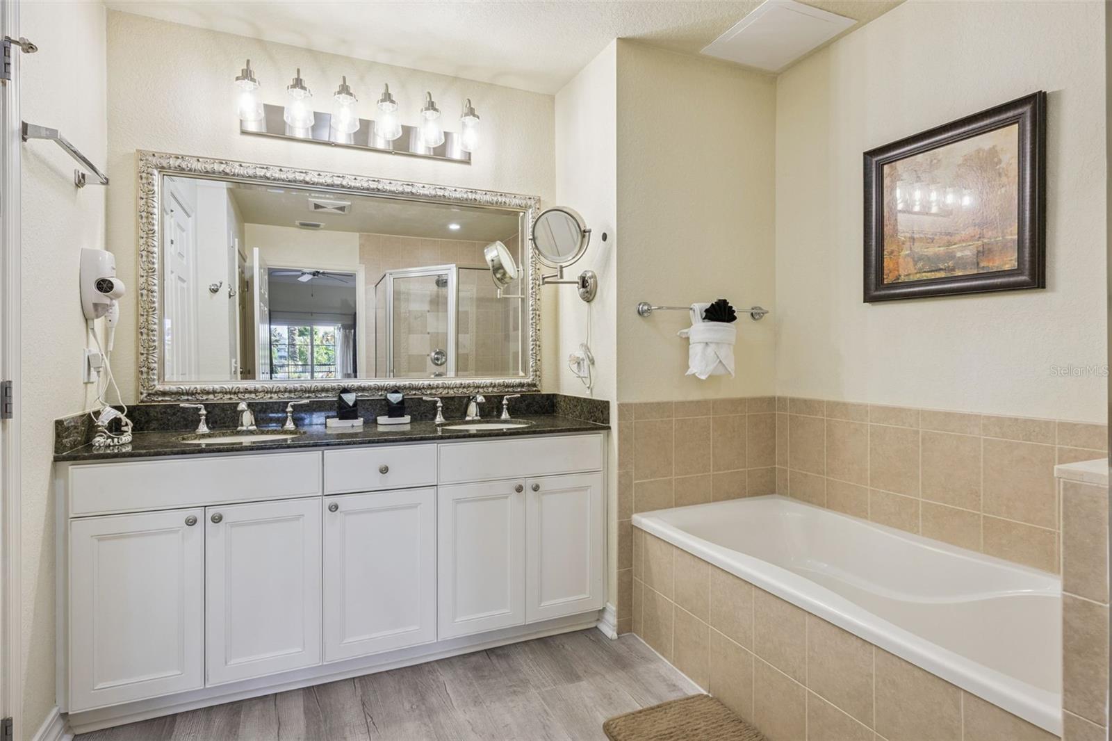 Image 26 of 61 For 7602 Sandy Ridge Dr  103