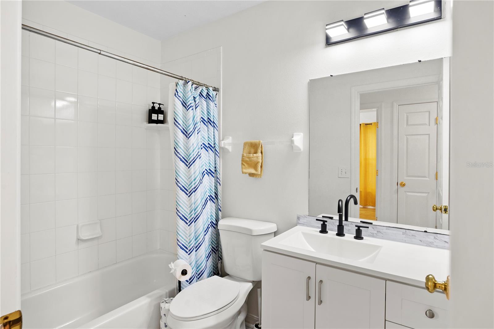 Image 15 of 16 For 22834 Roderick Drive