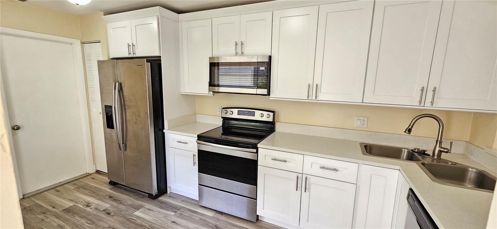 Image 2 of 17 For 259 Hill Street 259