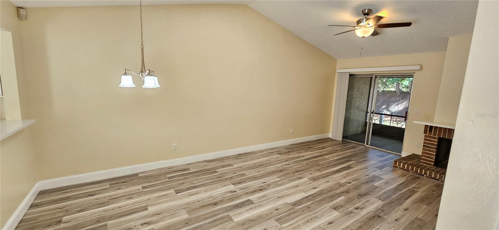 Image 5 of 17 For 259 Hill Street 259