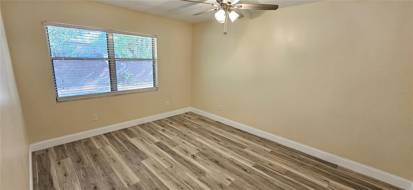 Image 7 of 17 For 259 Hill Street 259