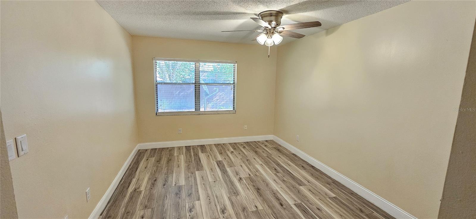 Image 8 of 17 For 259 Hill Street 259