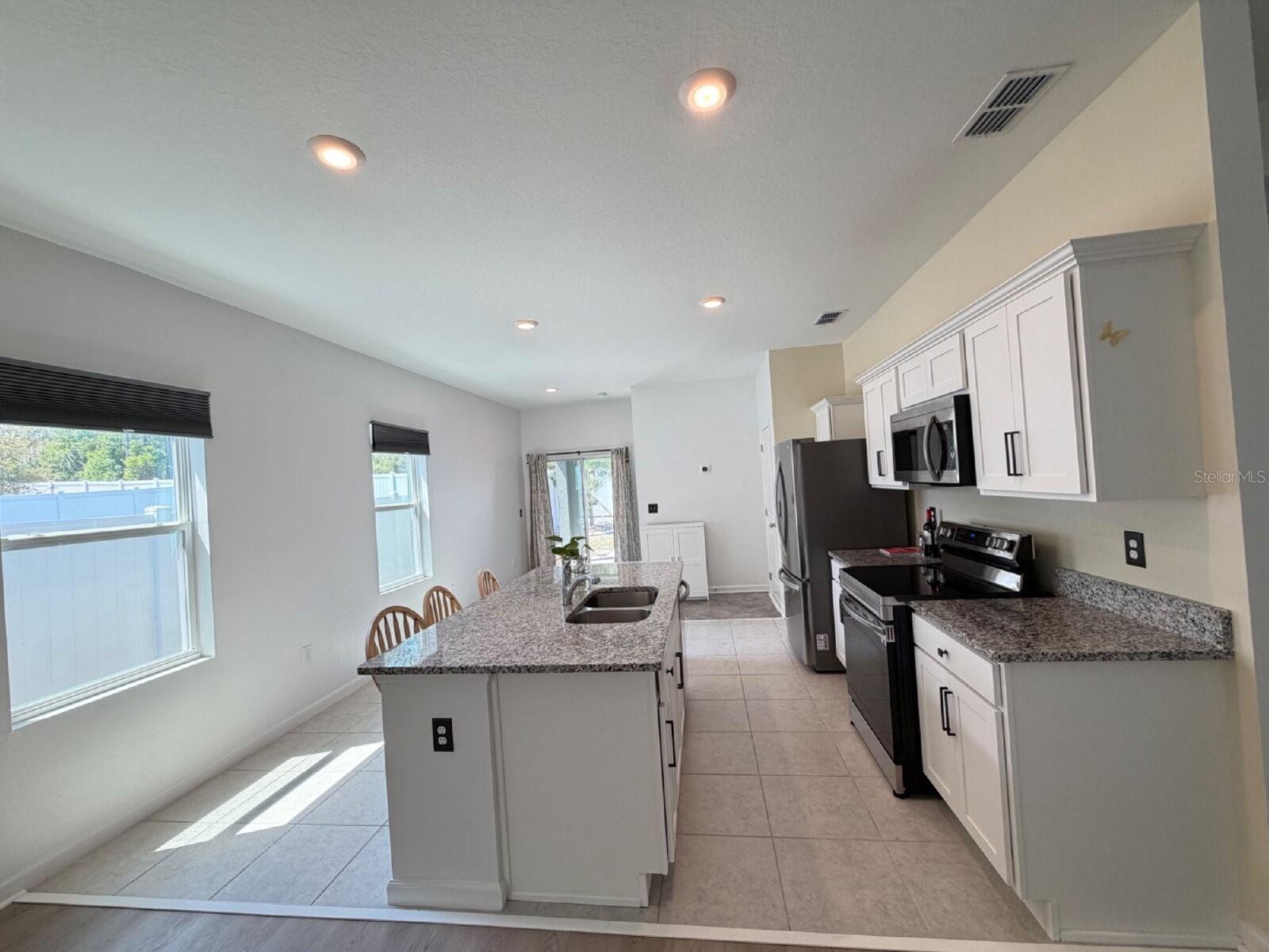 Image 13 of 18 For 2021 Hemingway Circle