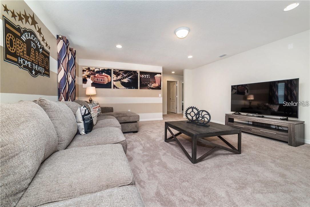 Image 12 of 42 For 8923 Zurich Lane