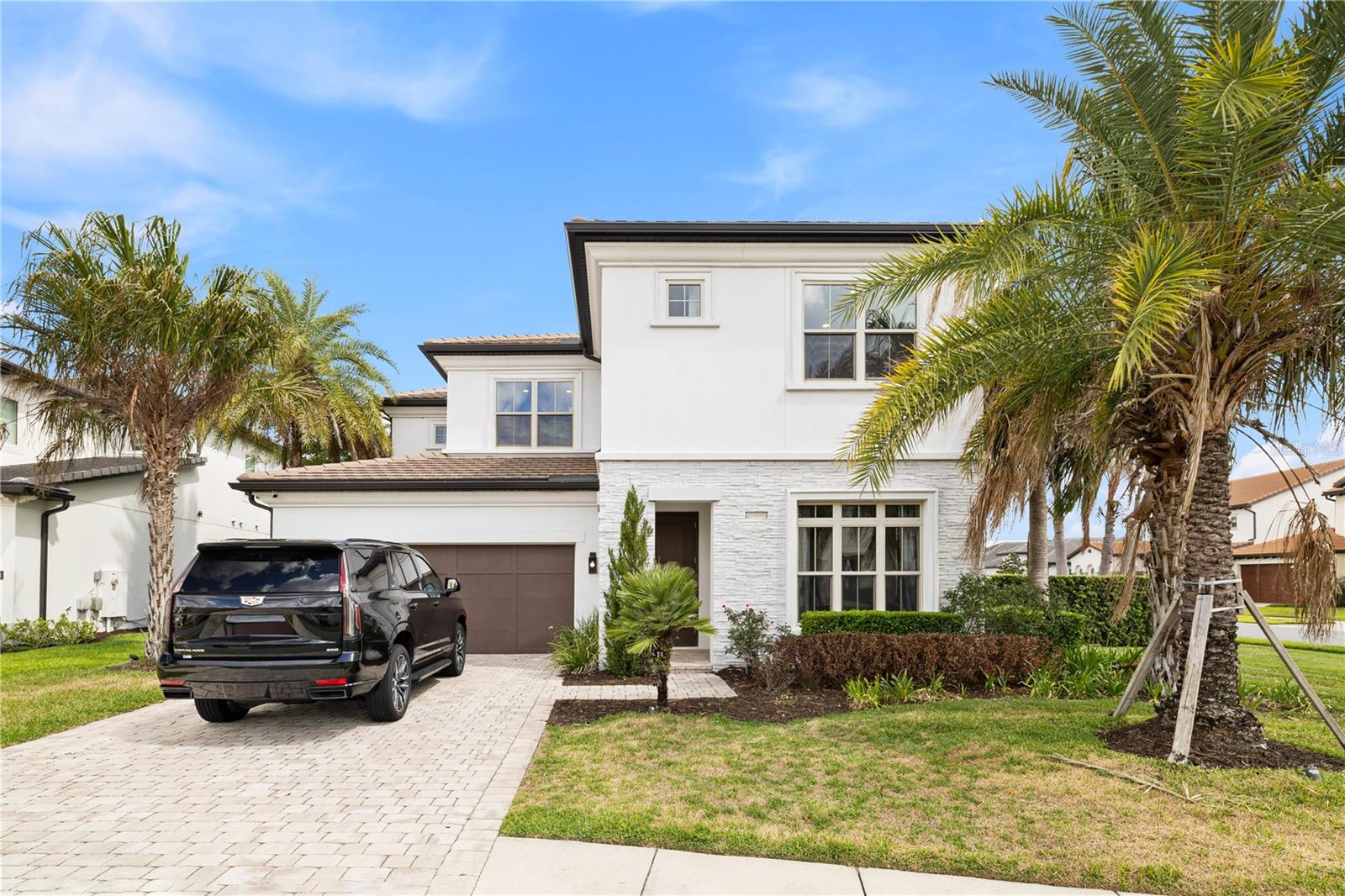 Image 4 of 98 For 10829 Royal Cypress Way