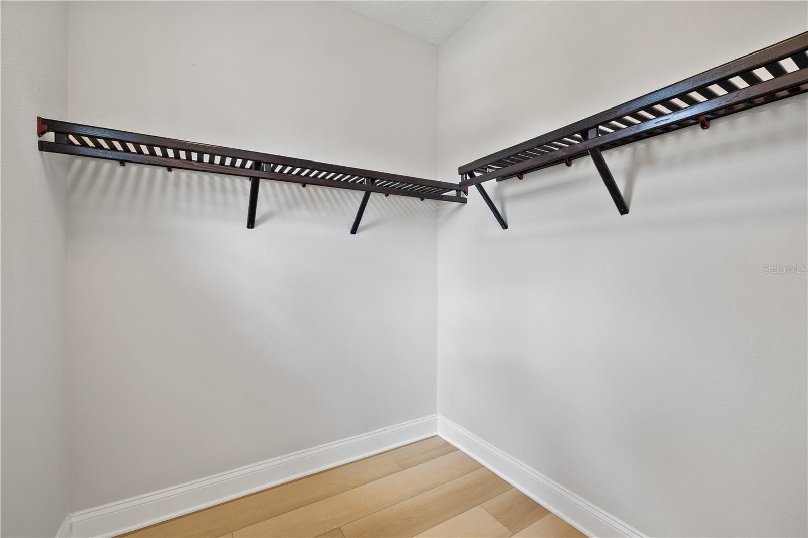 Image 71 of 98 For 10829 Royal Cypress Way