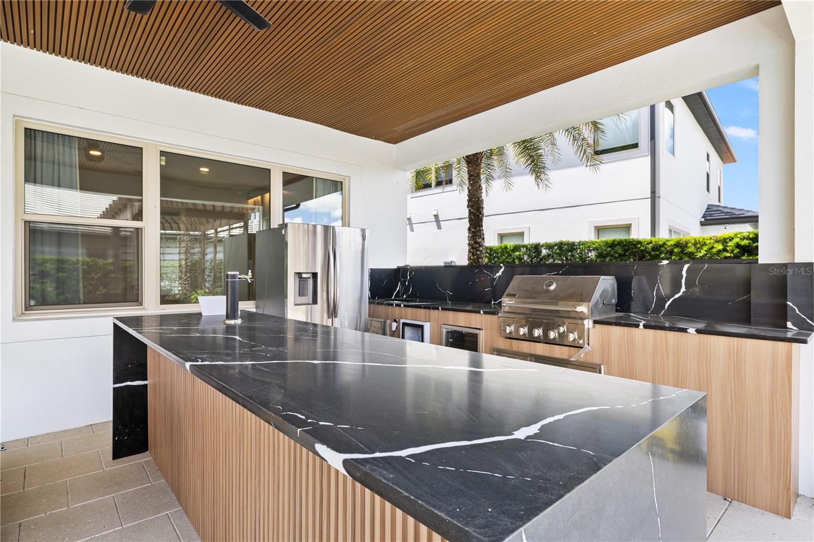 Image 75 of 98 For 10829 Royal Cypress Way