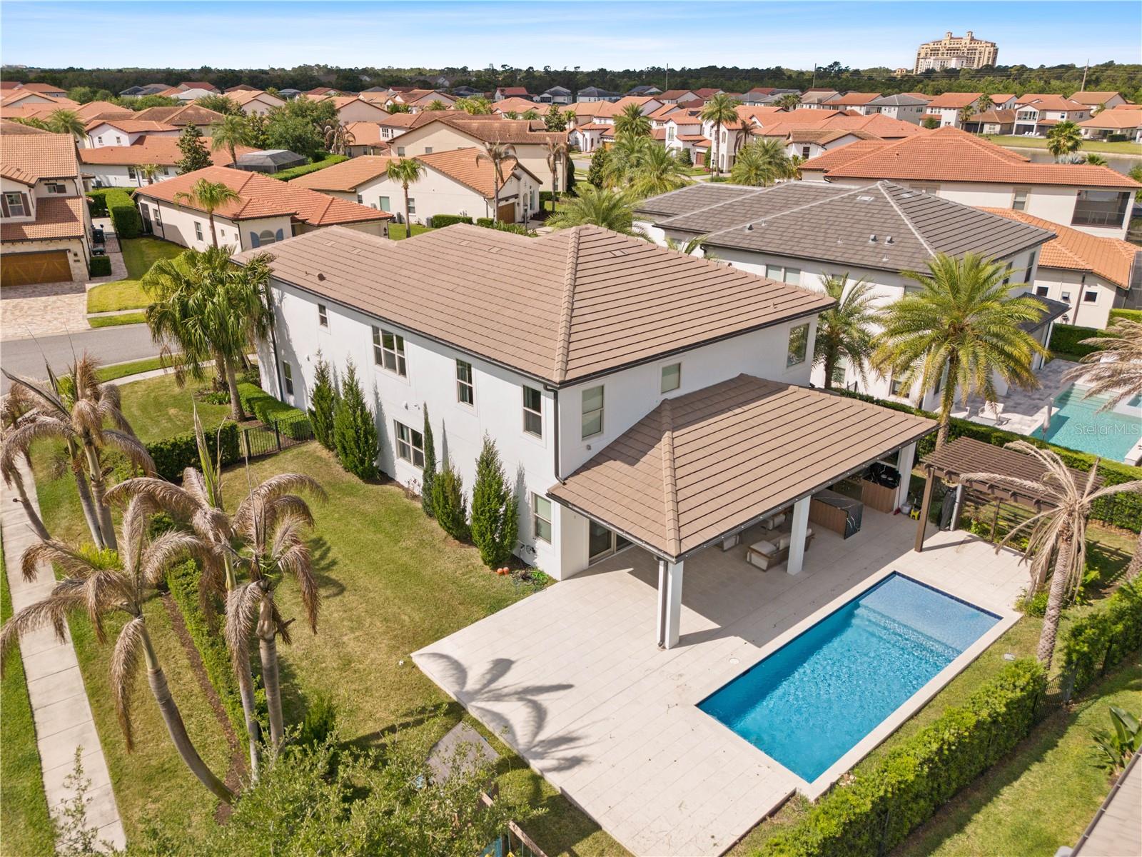 Image 82 of 98 For 10829 Royal Cypress Way