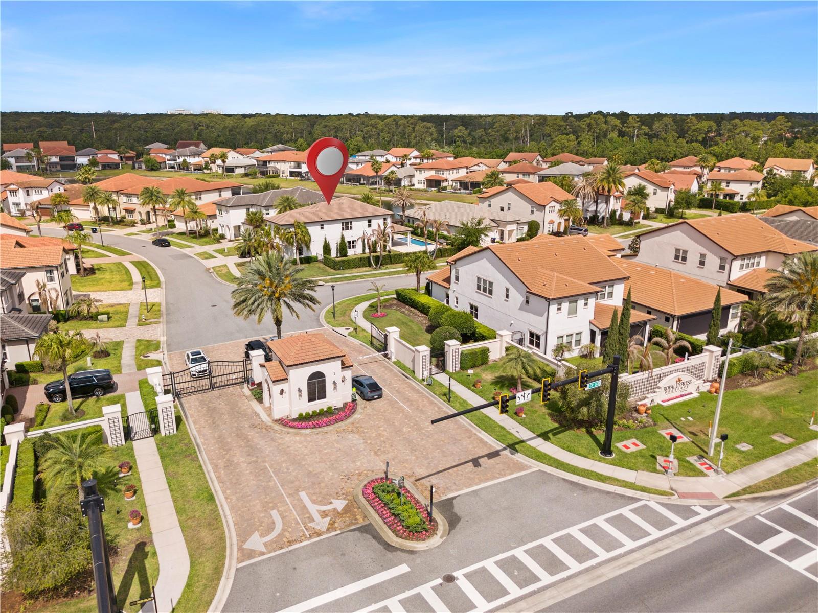 Image 85 of 98 For 10829 Royal Cypress Way