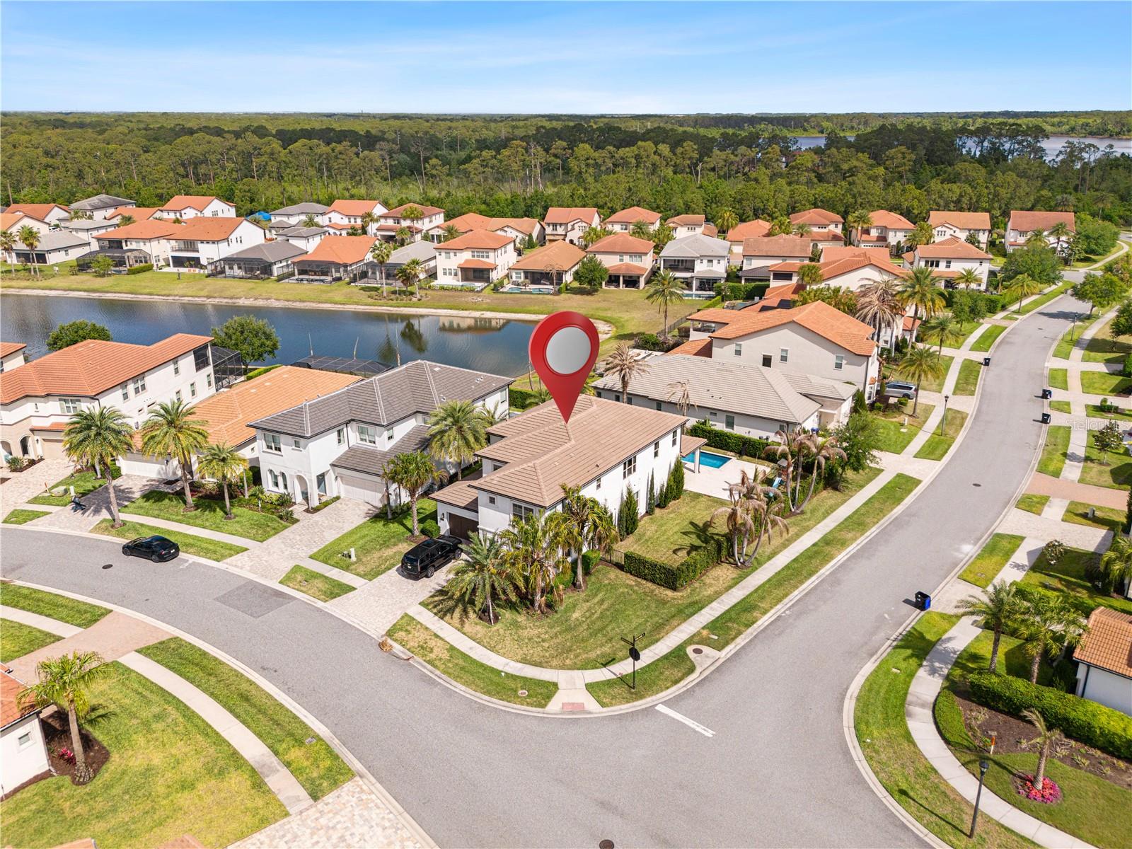 Image 86 of 98 For 10829 Royal Cypress Way