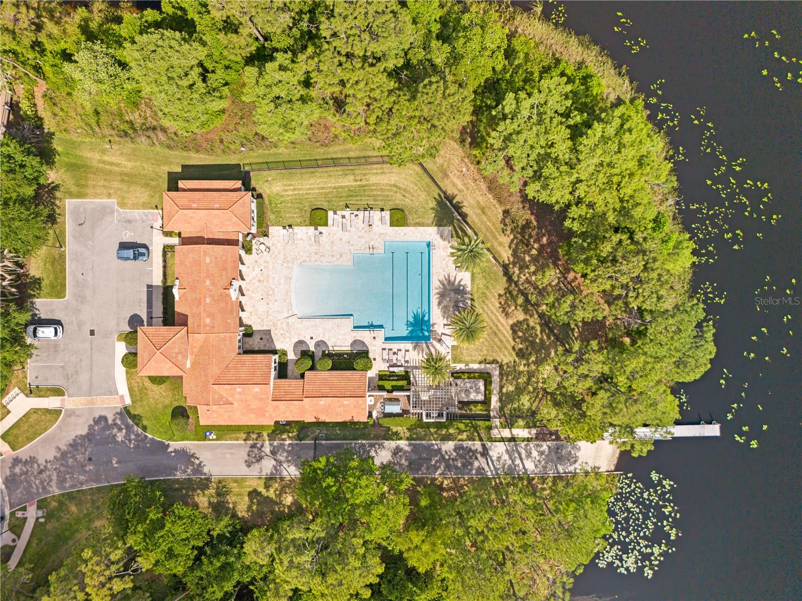 Image 91 of 98 For 10829 Royal Cypress Way