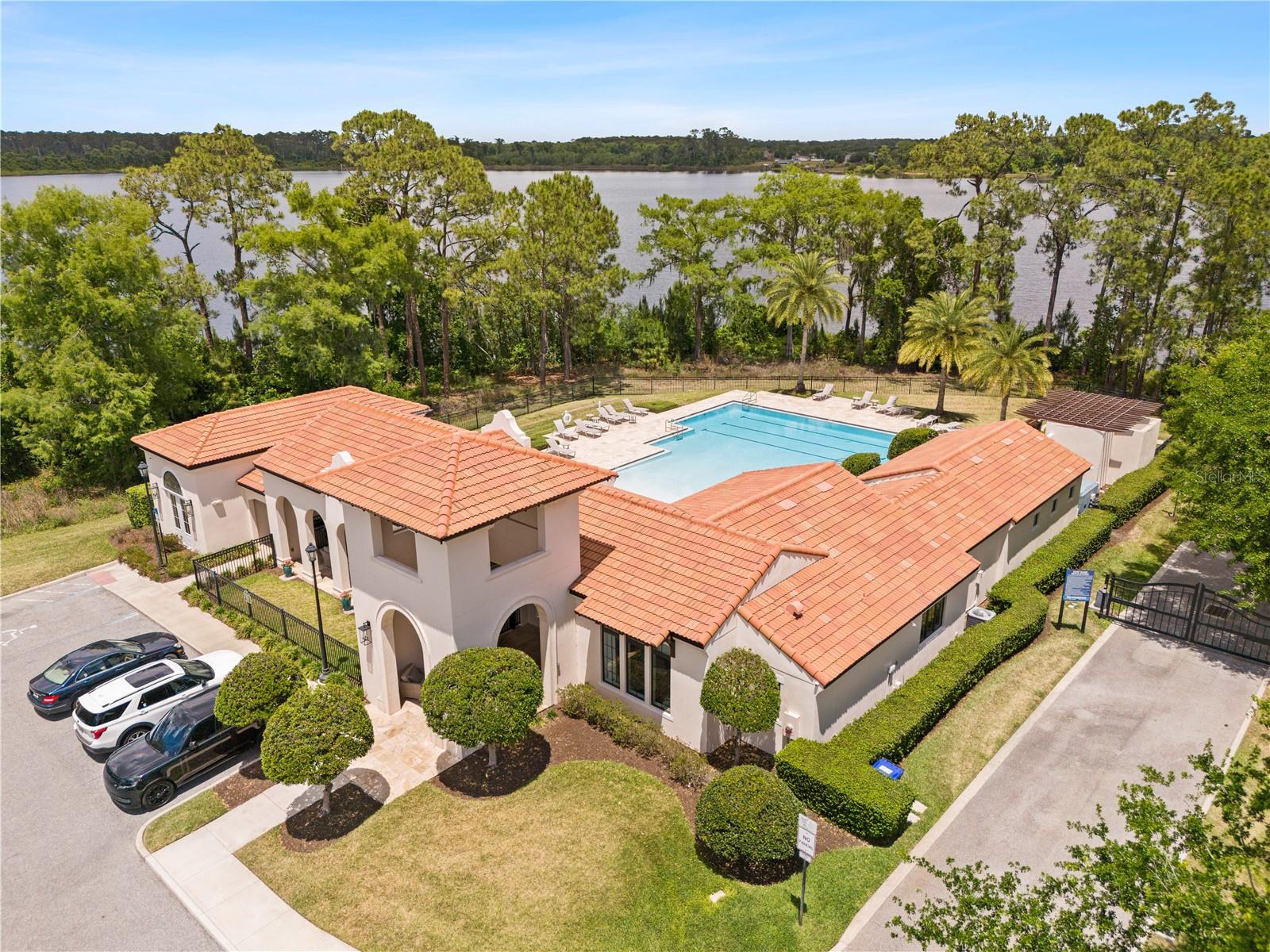 Image 93 of 98 For 10829 Royal Cypress Way