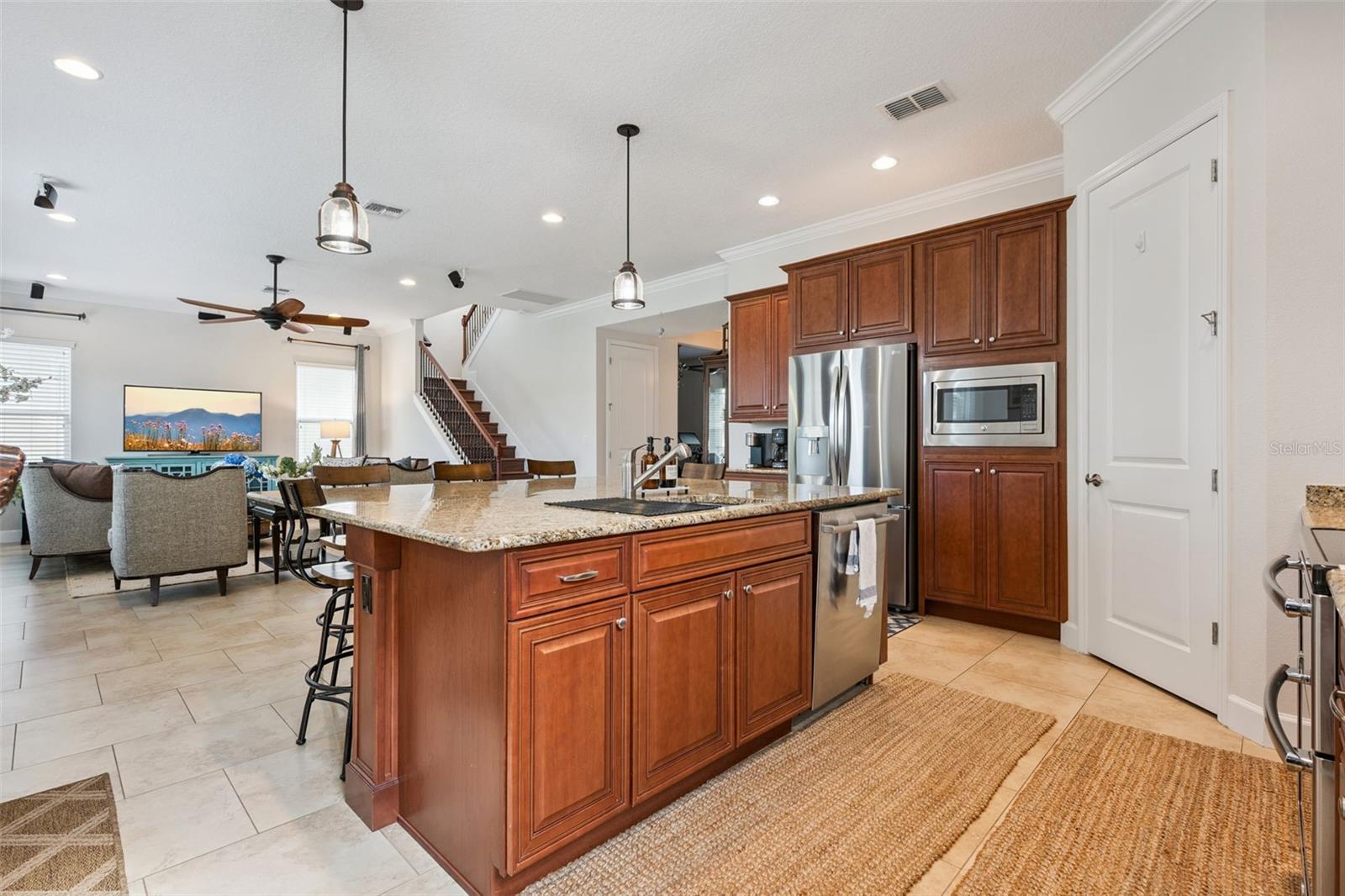 Image 8 of 33 For 7974 Greengard Street