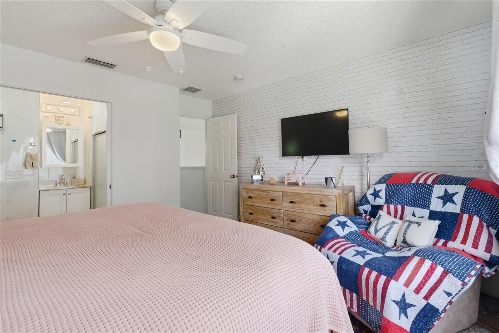 Image 21 of 29 For 1321 Rebecca Drive