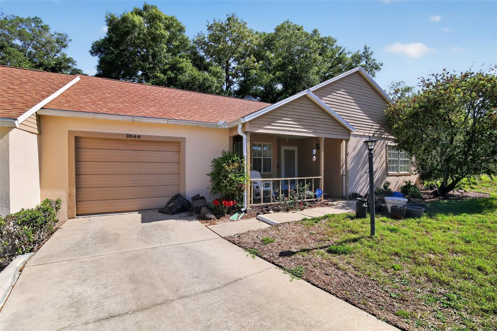 Listing photo id 1 for 3644 Laurelwood Loop