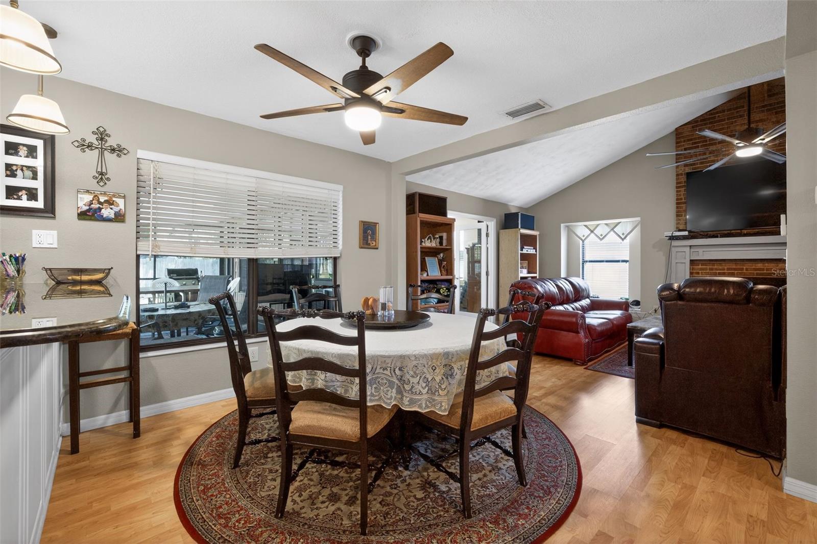 Image 39 of 60 For 1604 Teakwood Drive