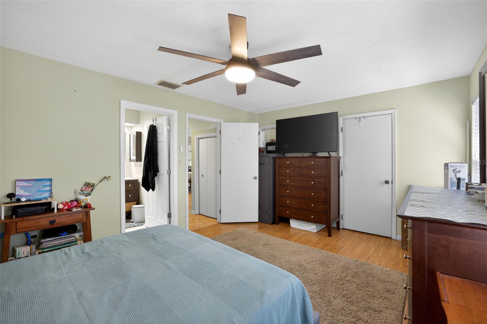 Image 47 of 60 For 1604 Teakwood Drive