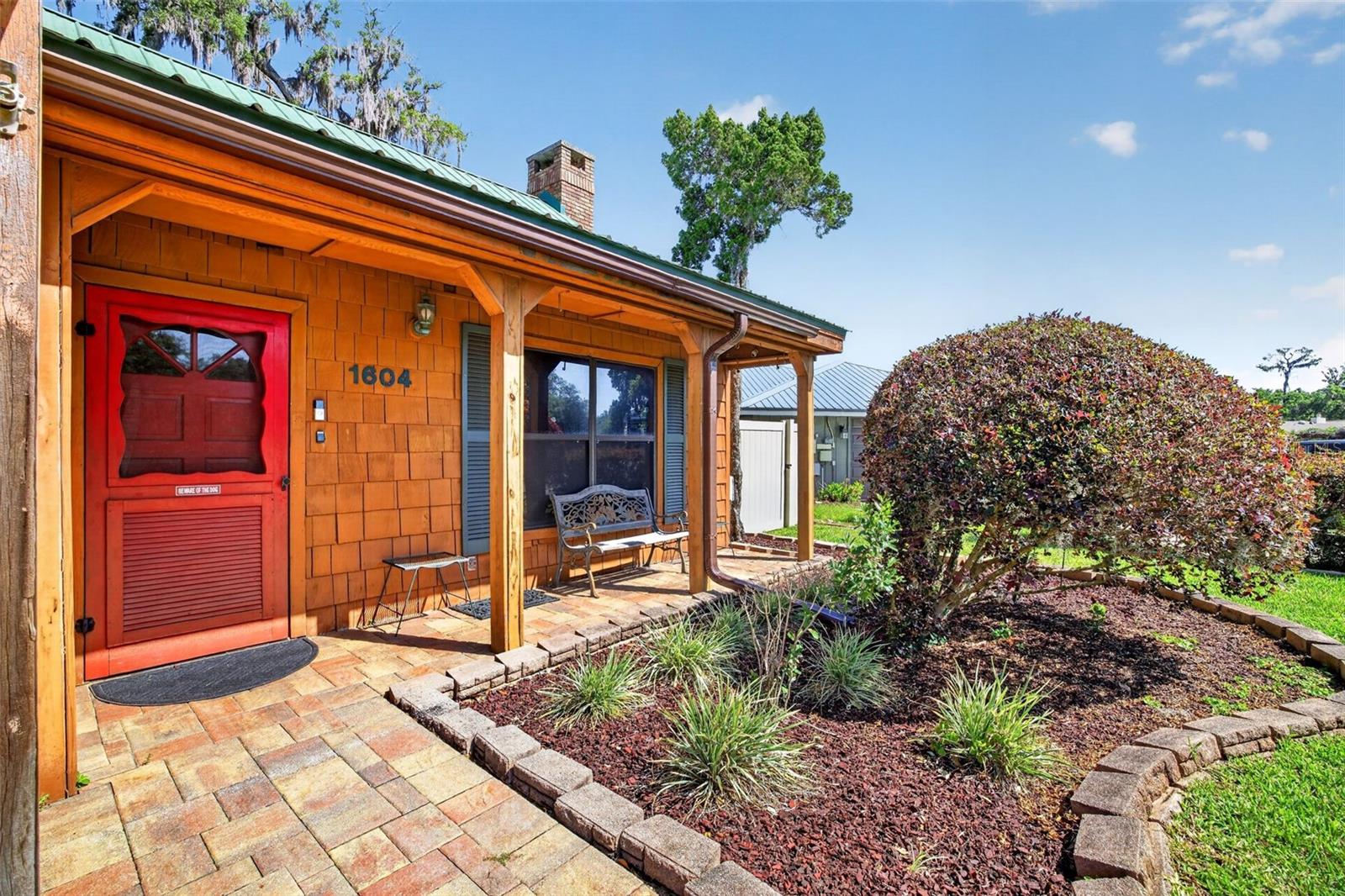 Image 6 of 60 For 1604 Teakwood Drive