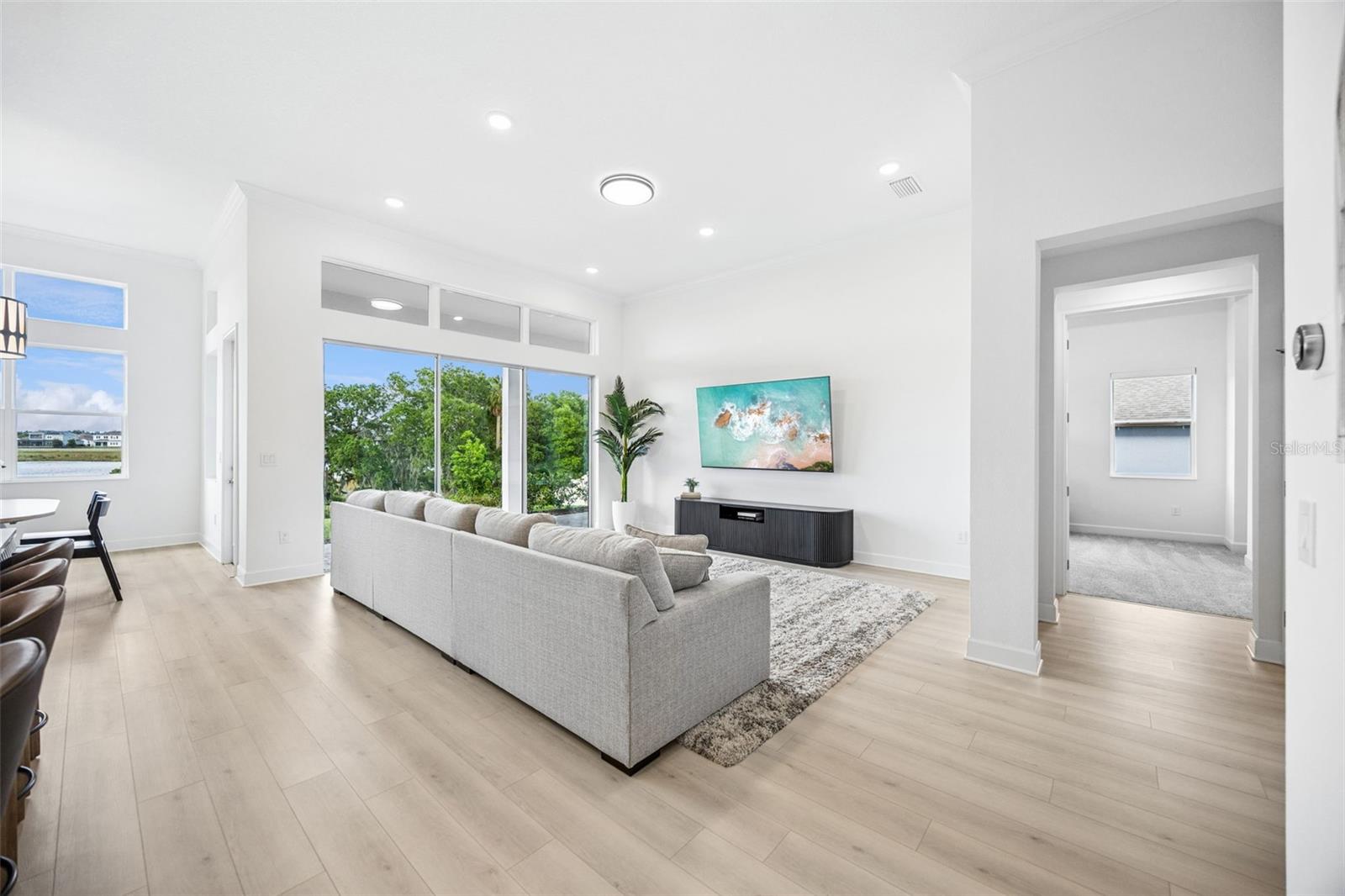 Image 16 of 53 For 16161 Barkly Ridge Court
