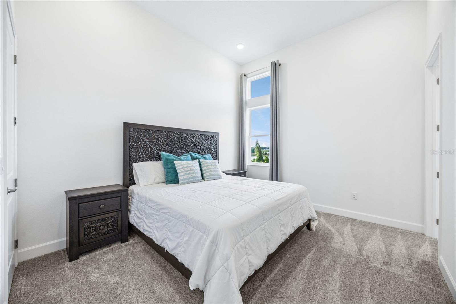 Image 24 of 53 For 16161 Barkly Ridge Court