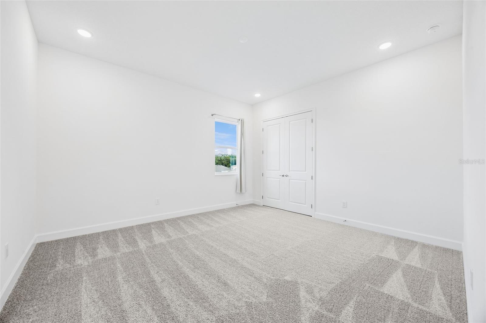 Image 33 of 53 For 16161 Barkly Ridge Court