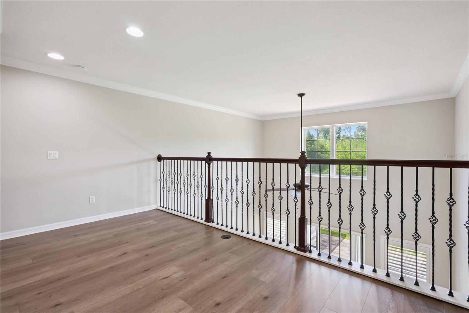 Image 17 of 34 For 5640 Siracusa Lane