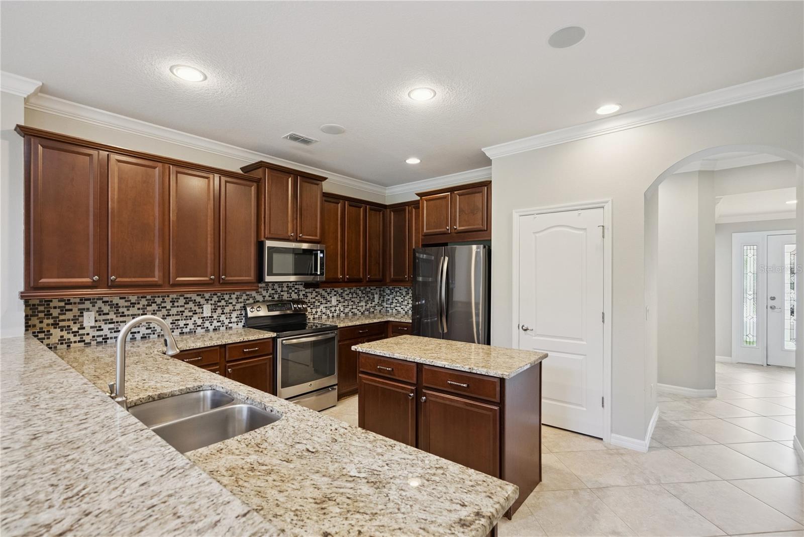 Image 4 of 34 For 5640 Siracusa Lane