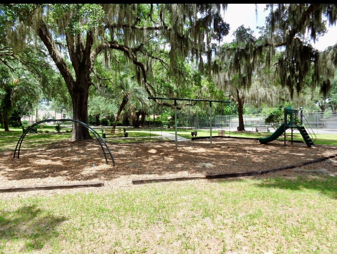 Listing photo id 3 for 2784 Whisper Lakes Club Circle