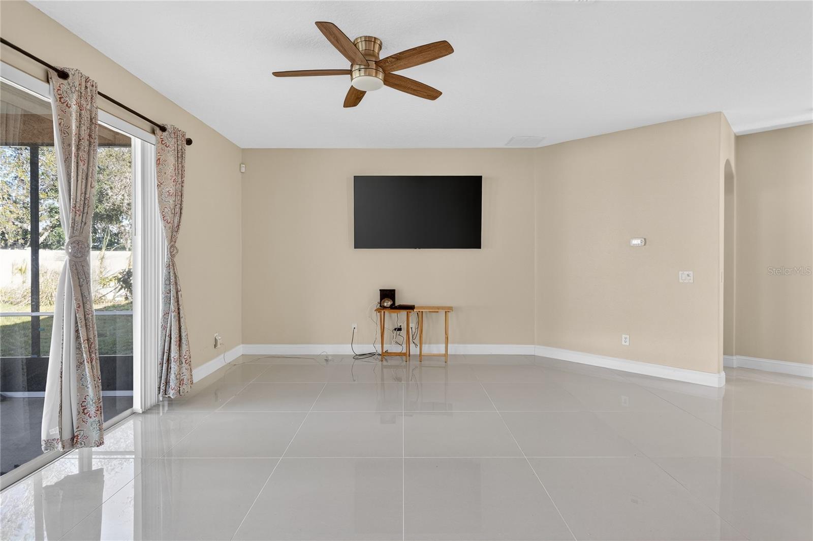 Image 17 of 48 For 2508 Bross Drive