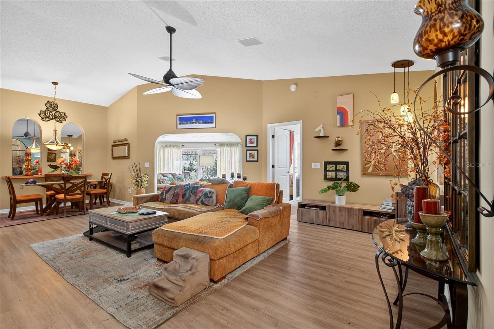 Image 3 of 20 For 1073 Nodding Pines Way