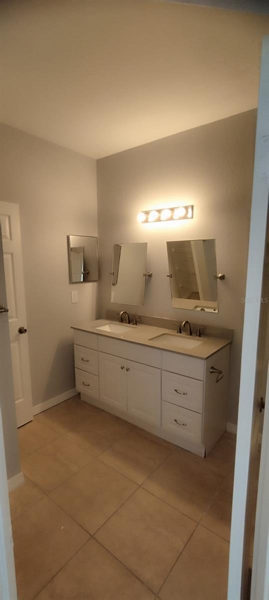 Image 7 of 11 For 2544 Robert Trent Drive 825