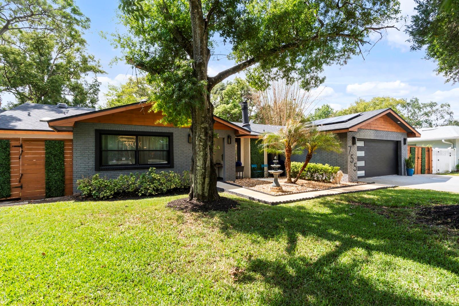 Image 2 of 62 For 755 Woodside Road