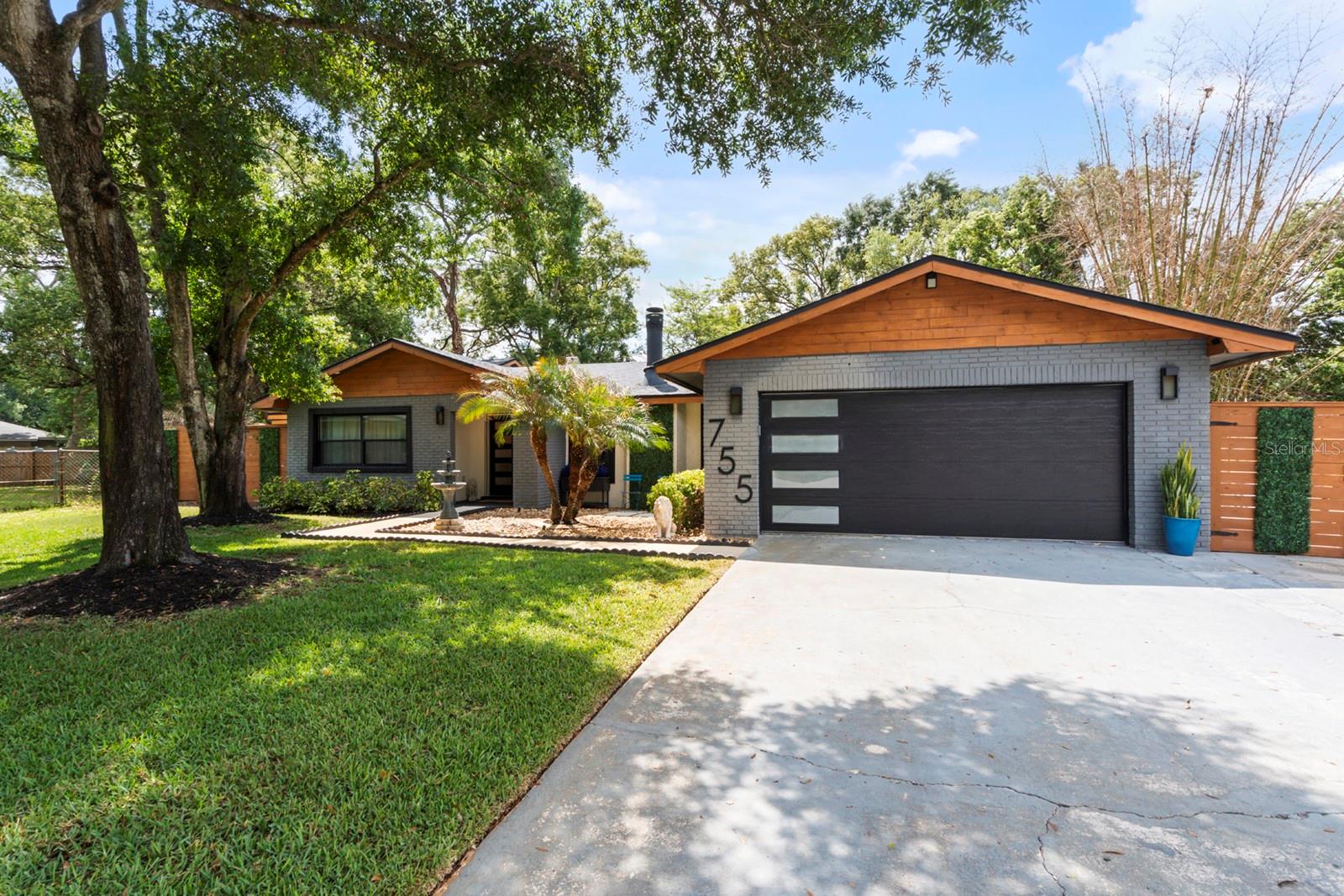 Image 3 of 62 For 755 Woodside Road