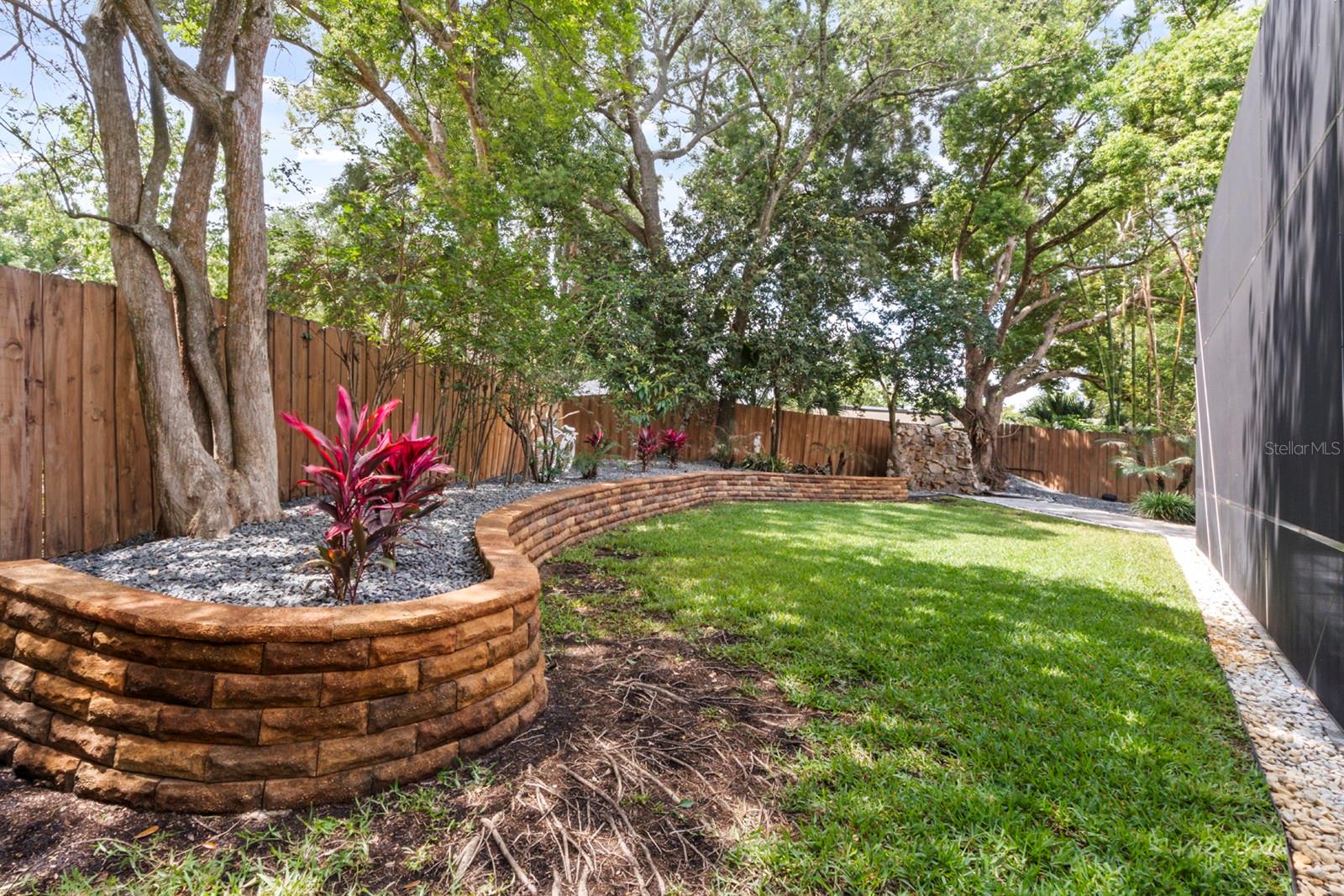 Image 43 of 62 For 755 Woodside Road