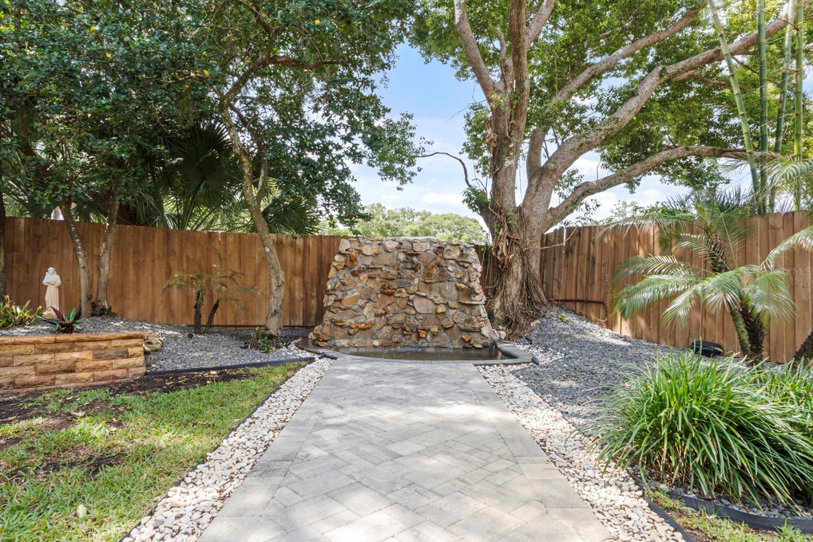 Image 45 of 62 For 755 Woodside Road